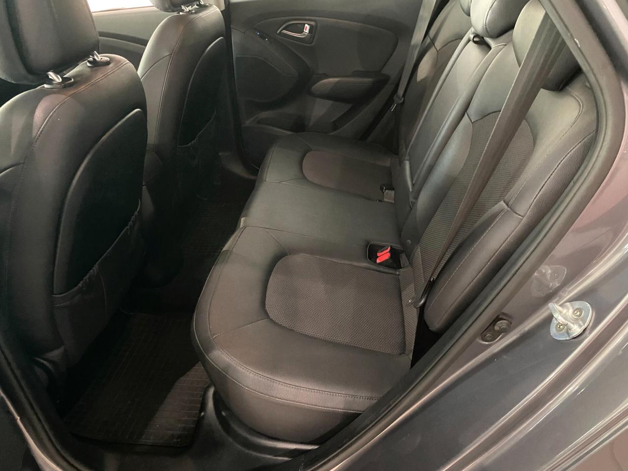 Hyundai iX35 1.7 CRDi 2WD Xpossible