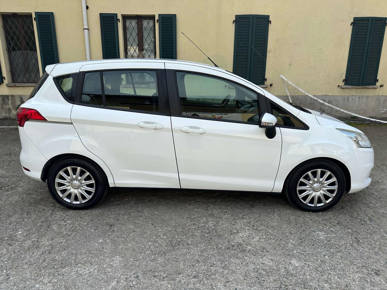 Ford B-Max 1.0 EcoBoost 100 CV Business Titanium