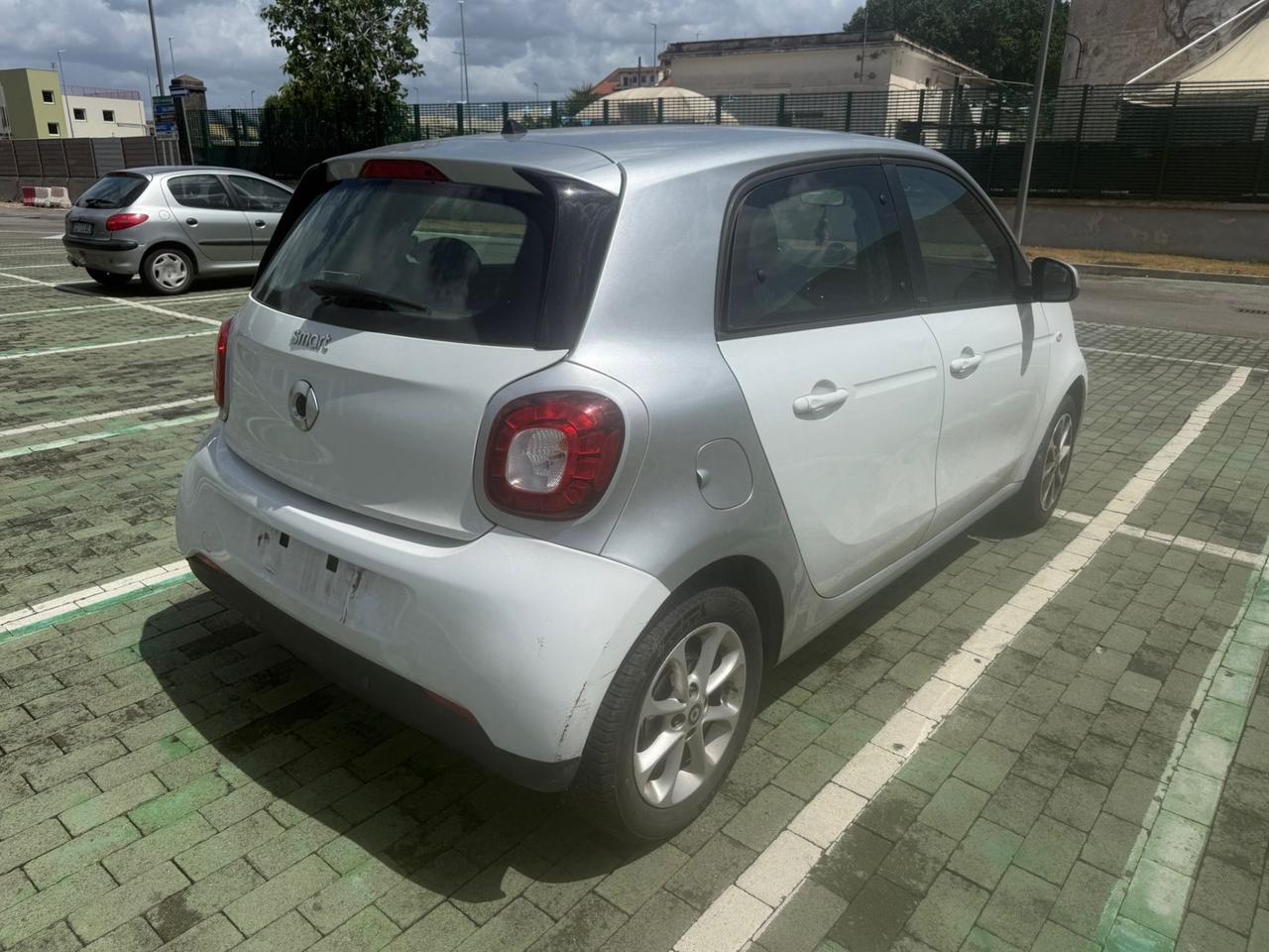 Smart ForFour 70 1.0 Passion Cambio automatico Navi Camera