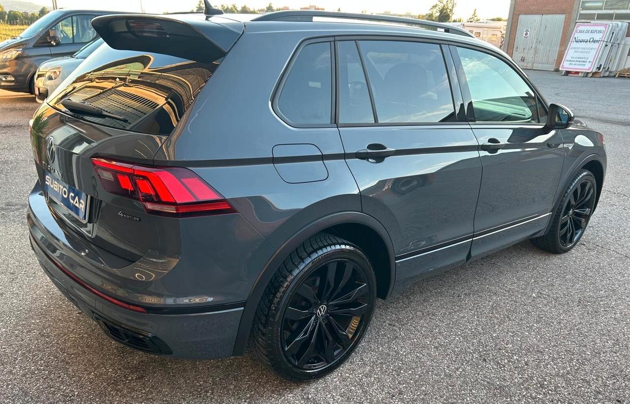 Volkswagen Tiguan 2.0 TDI 150 CV SCR DSG 4MOTION R-Line BLACK PACK