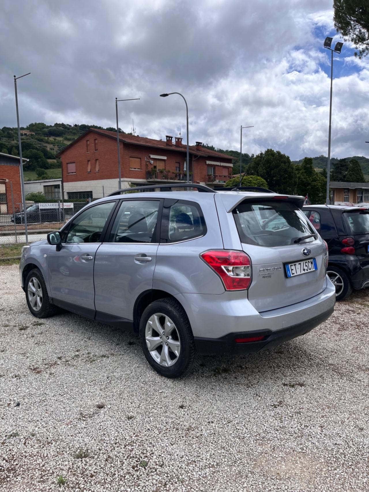 Subaru Forester 4x4 2.0 Diesel PARI AL NUOVO