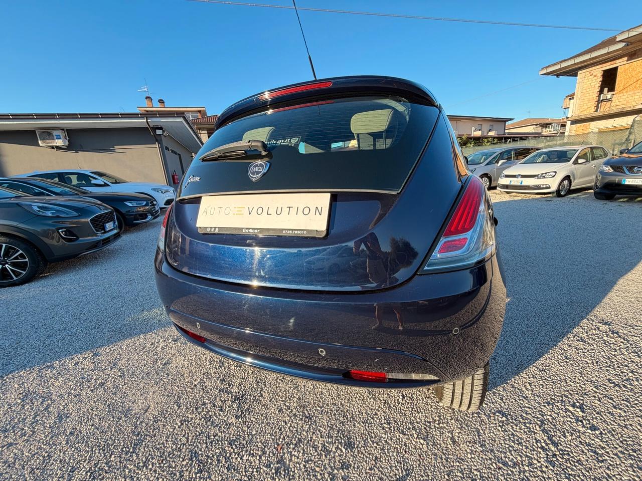 Lancia Ypsilon 0.9 TwinAir 85 CV 5 p Metano Ecochic 141.286 km