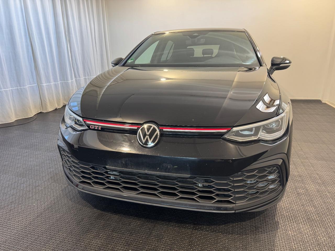 Volkswagen Golf GTI 2.0 TSI