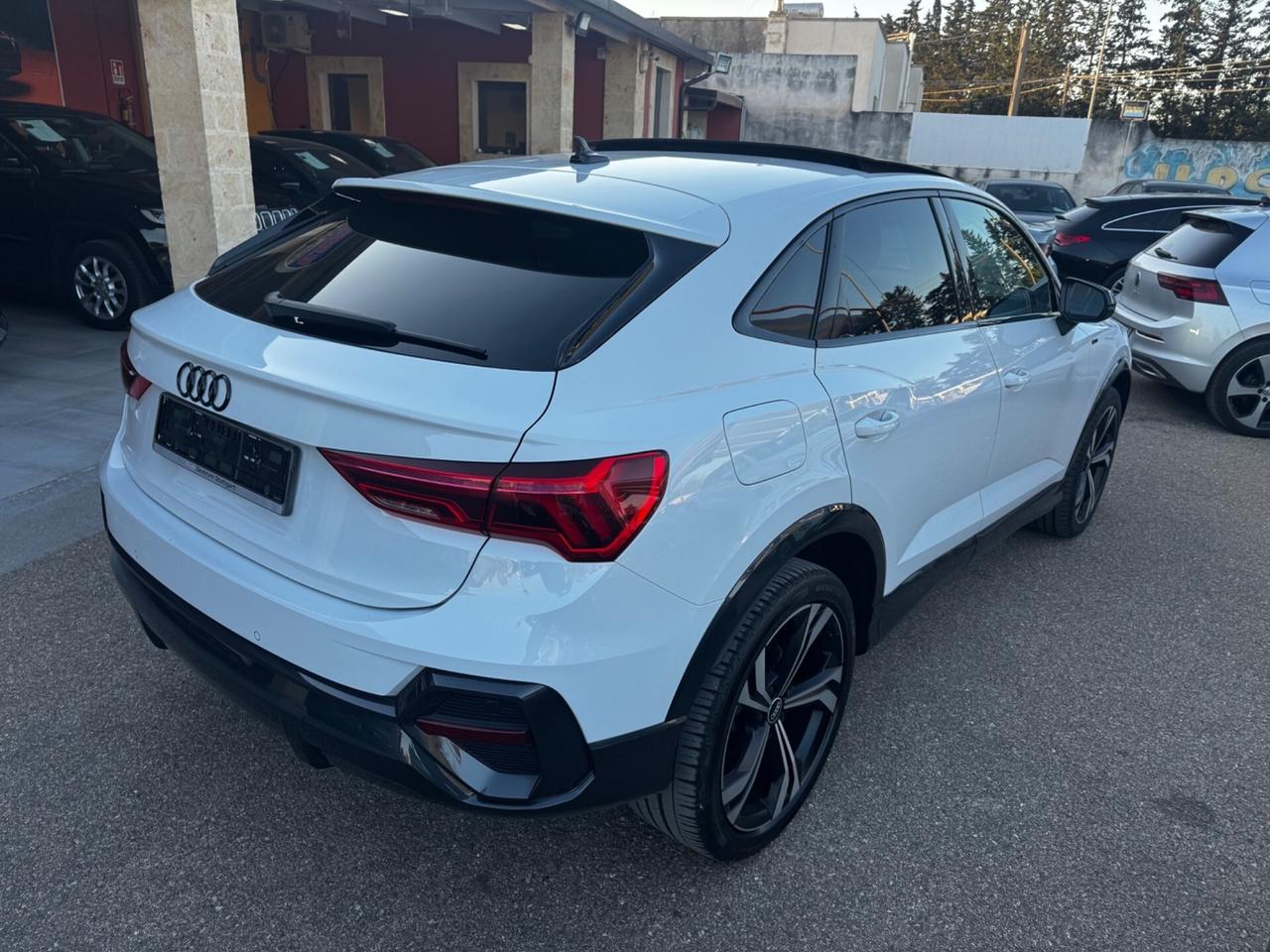 Audi Q3 SPB 35 TDI Stronic Sline Tetto Ambient