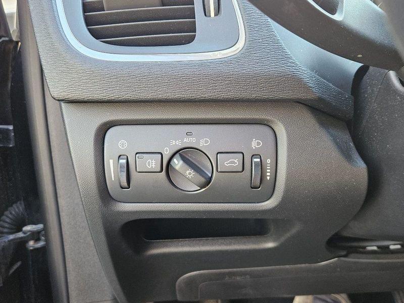 Volvo V40 D2 Geartronic Momentum