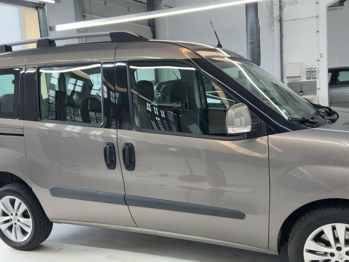 Opel Combo edotion 1.6 cdti 7 posti iva compresa