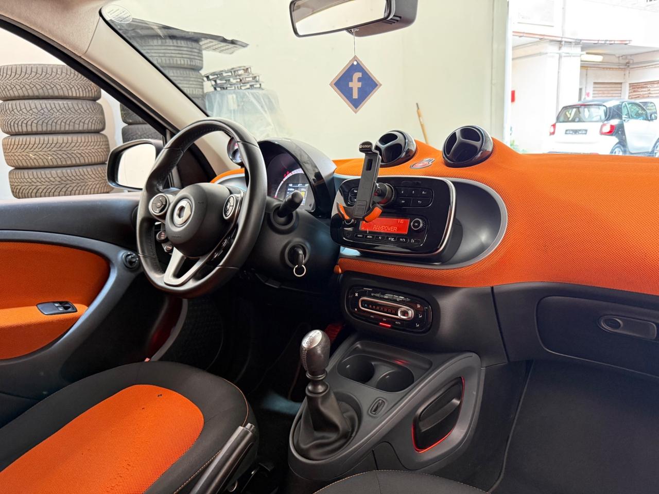 Smart ForFour 70 1.0 Passion Unipro Edition