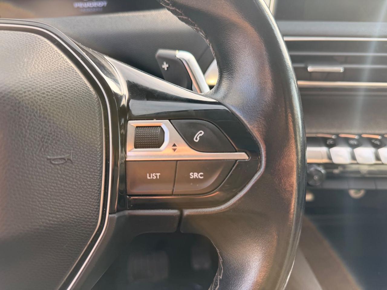 Peugeot 3008 Allure 1.5 Blue HDI 130 #8231