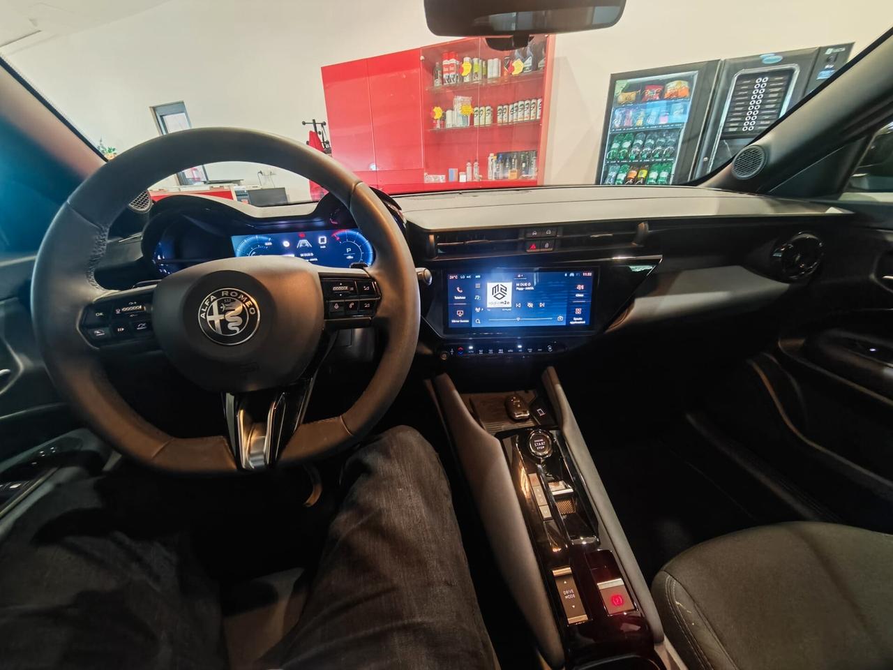 Alfa Romeo Junior 1.2 136 CV Hybrid eDCT6