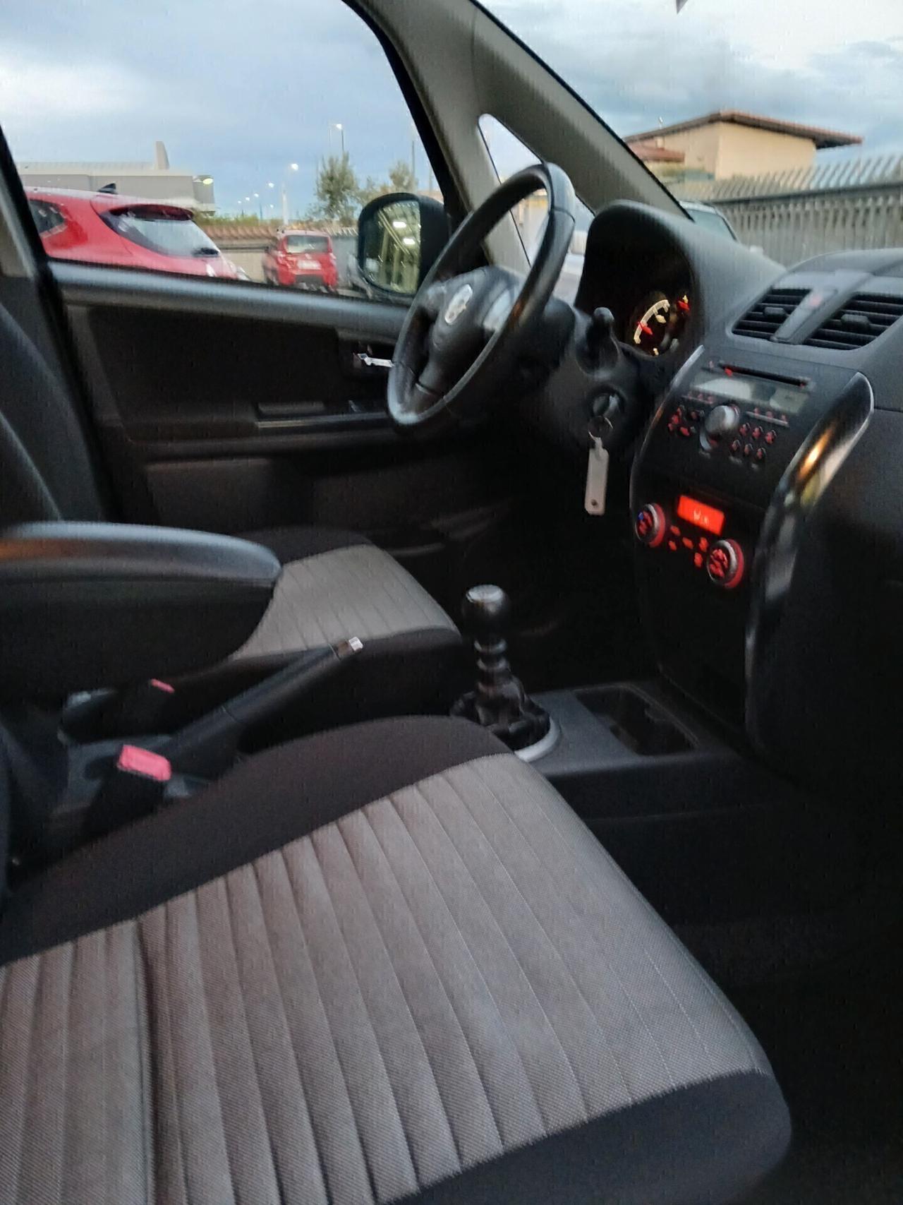 FIAT Sedici Emotion 2.000 MultiJet 136cv 4WD