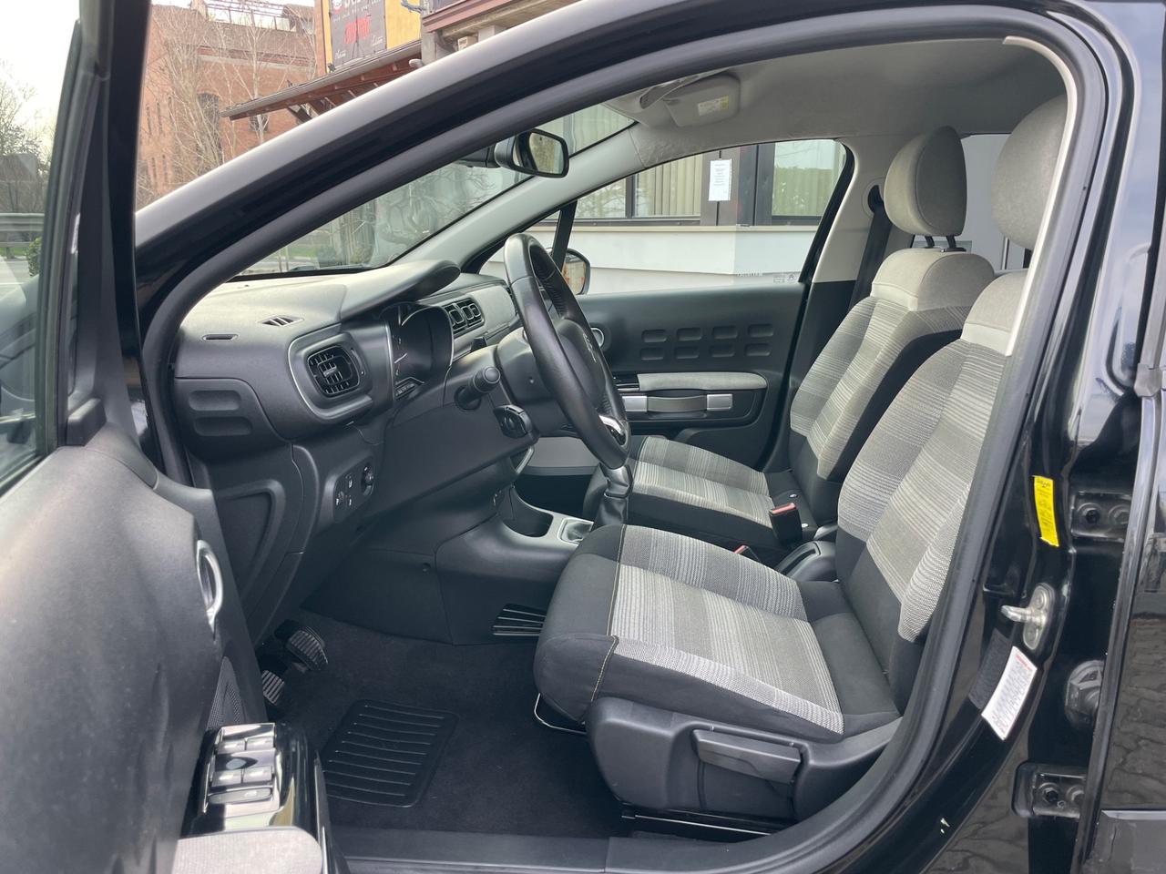 Citroen C3 PureTech 82 GPL Shine