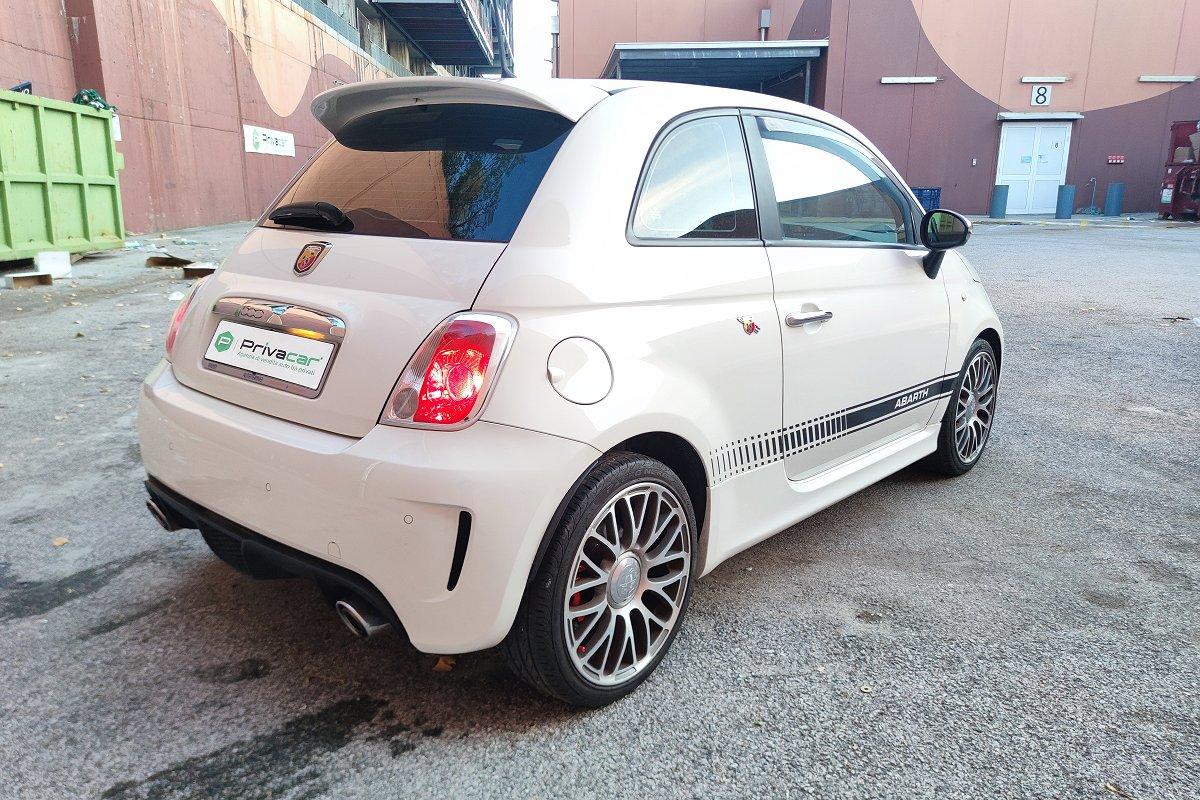 ABARTH 500 1.4 Turbo T-Jet Custom