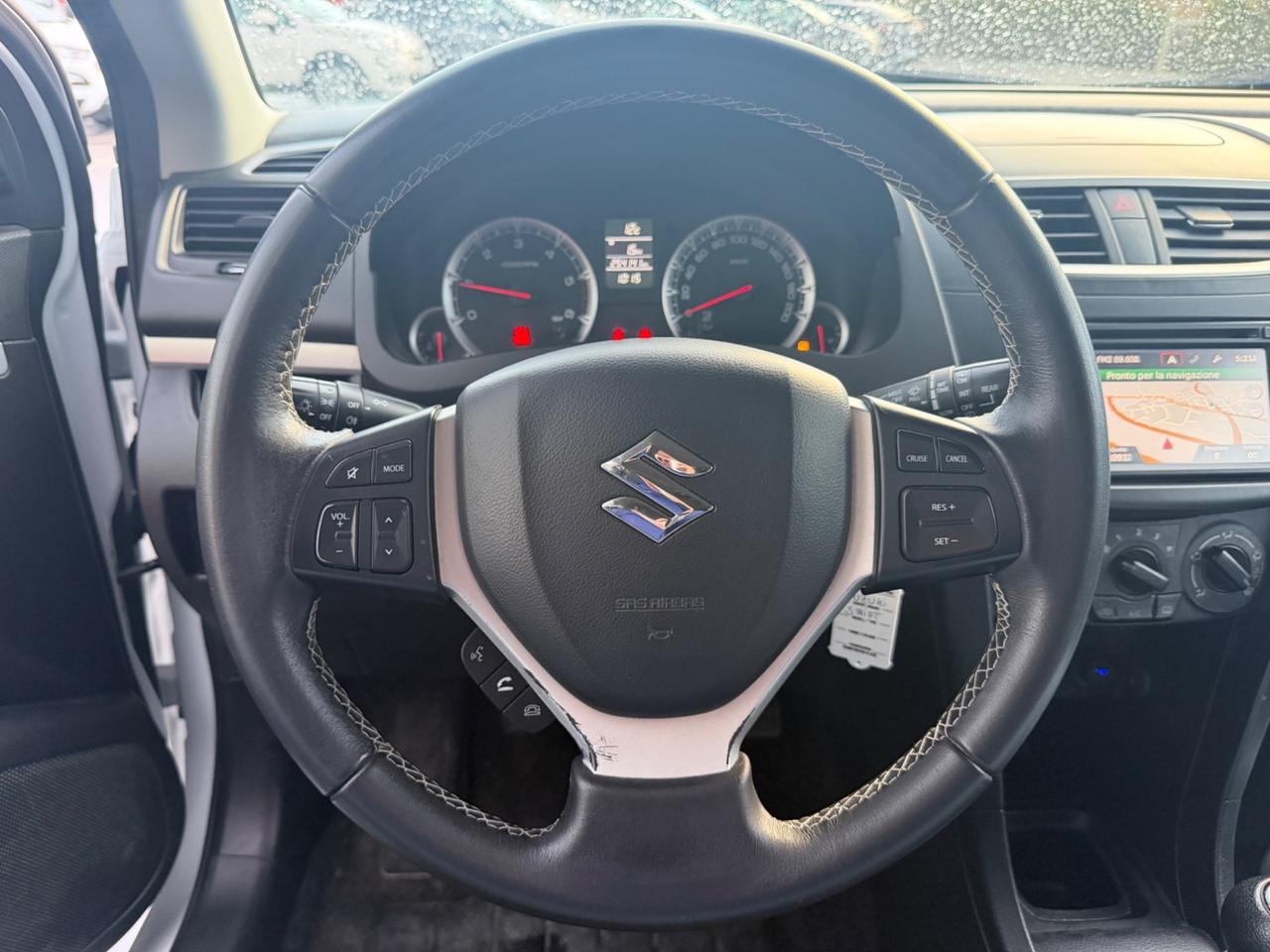 Suzuki Swift 1.3 DDiS 5 porte B-Cool Bi-Color