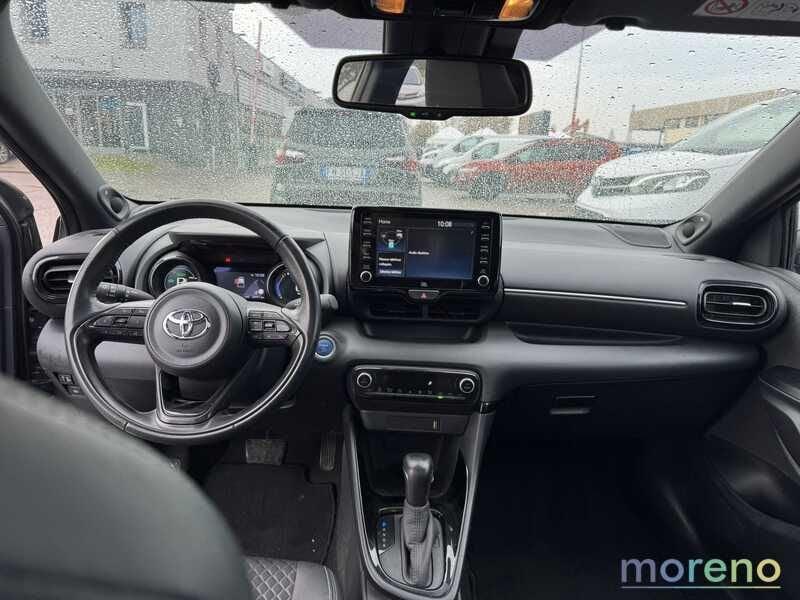 Toyota Yaris 1.5h Lounge