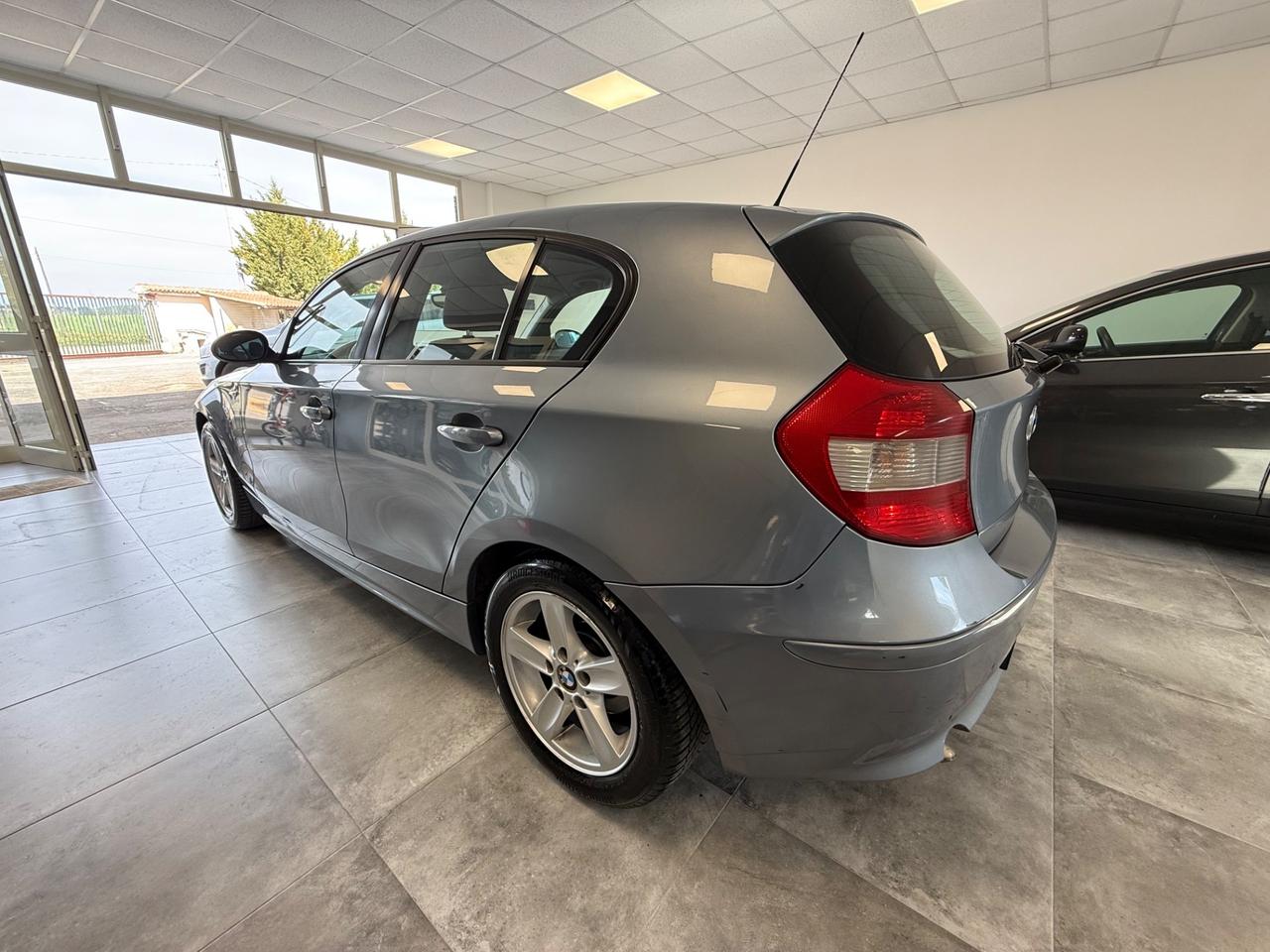 Bmw 118 118d cat 5 porte Attiva