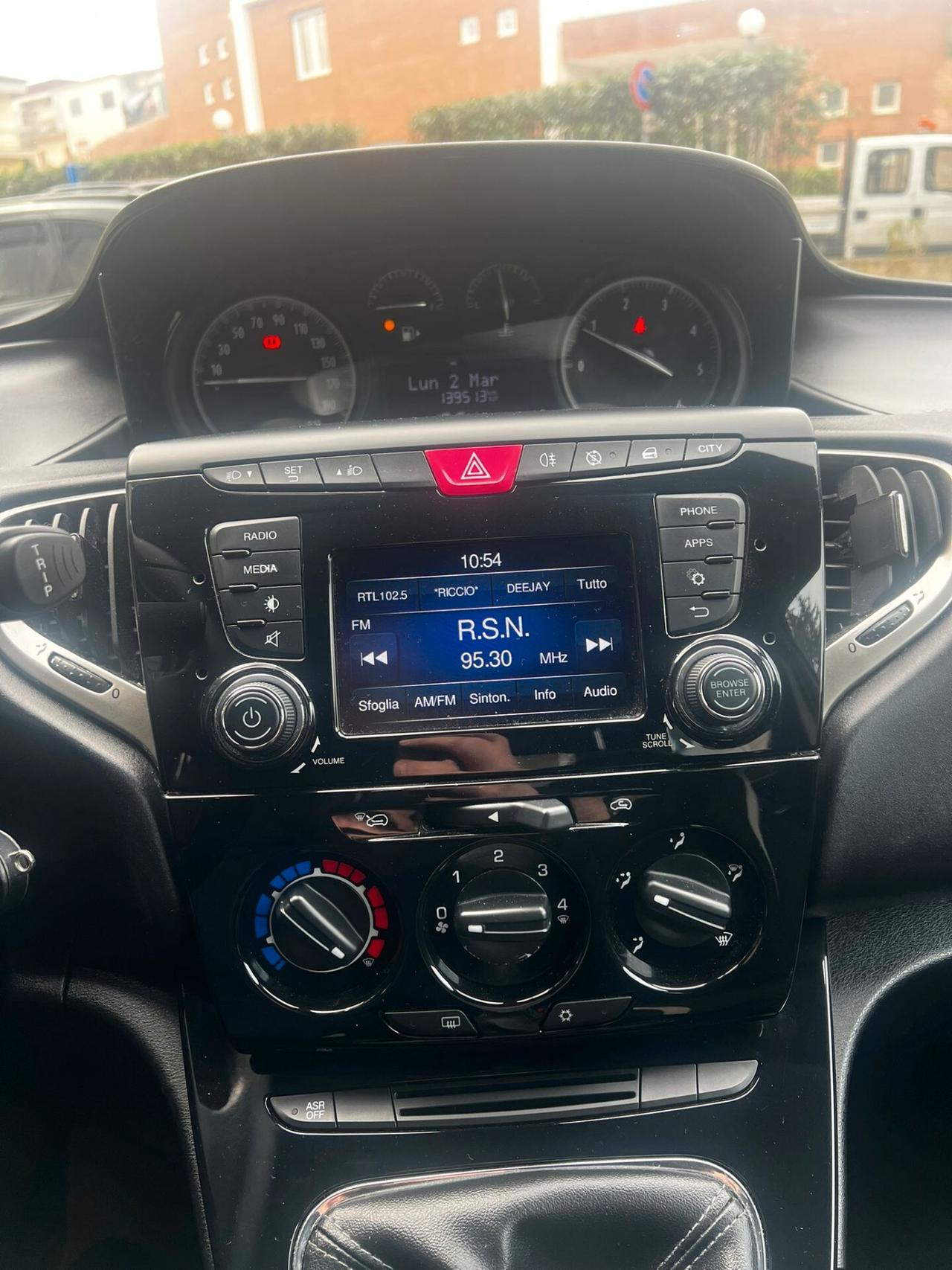 Lancia Ypsilon 1.3 MJT 16V 95 CV 5 porte S&S Gold