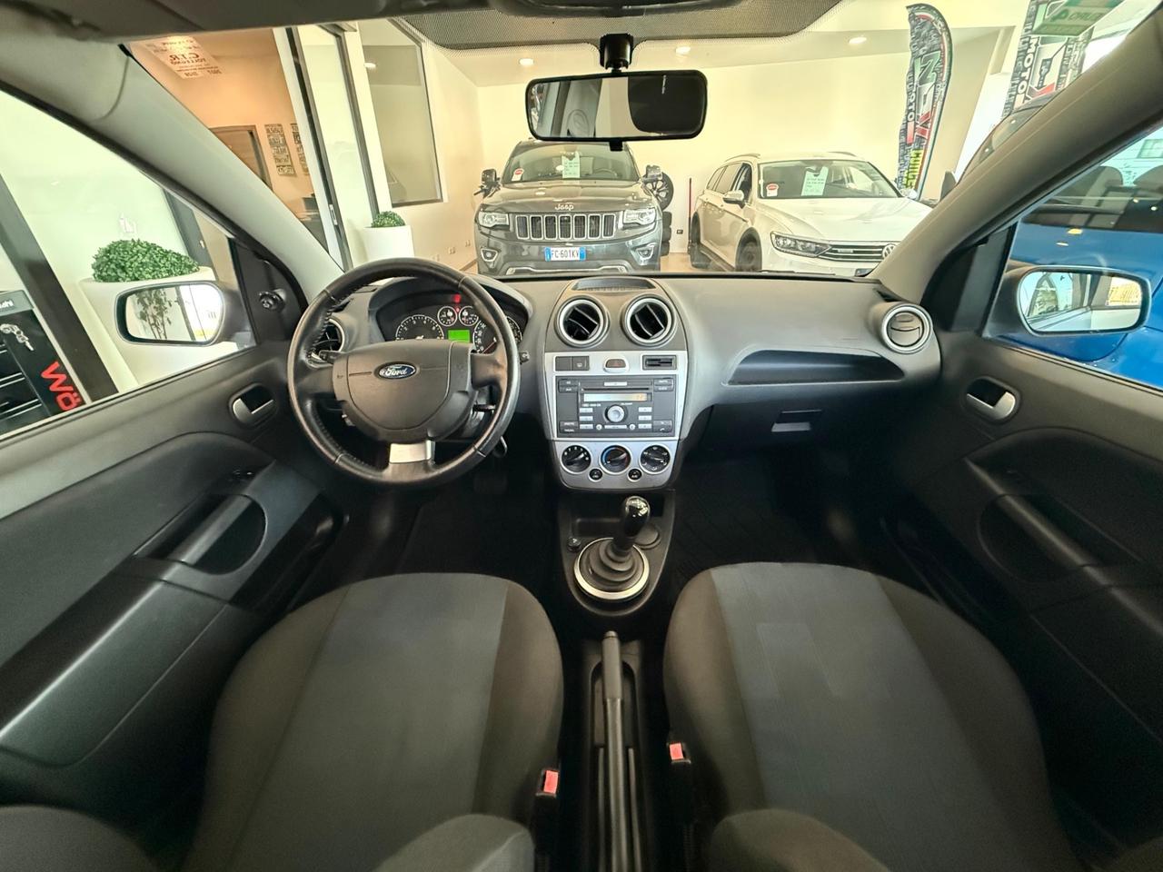 Ford Fiesta 1.2 16V 5p. Ghia