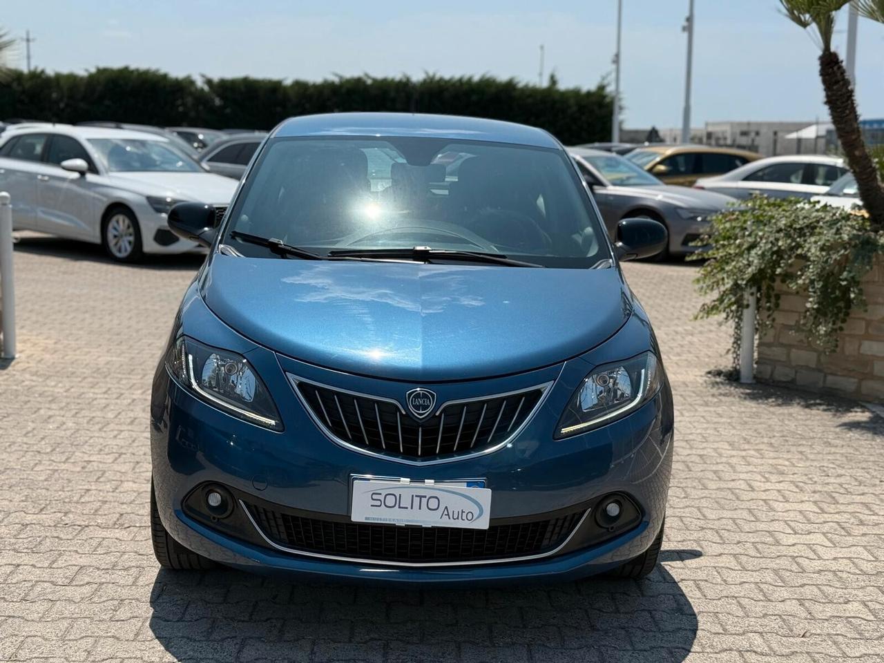 Ypsilon 1.0 5 porte S&S Hybrid Gold Blu Eleganza