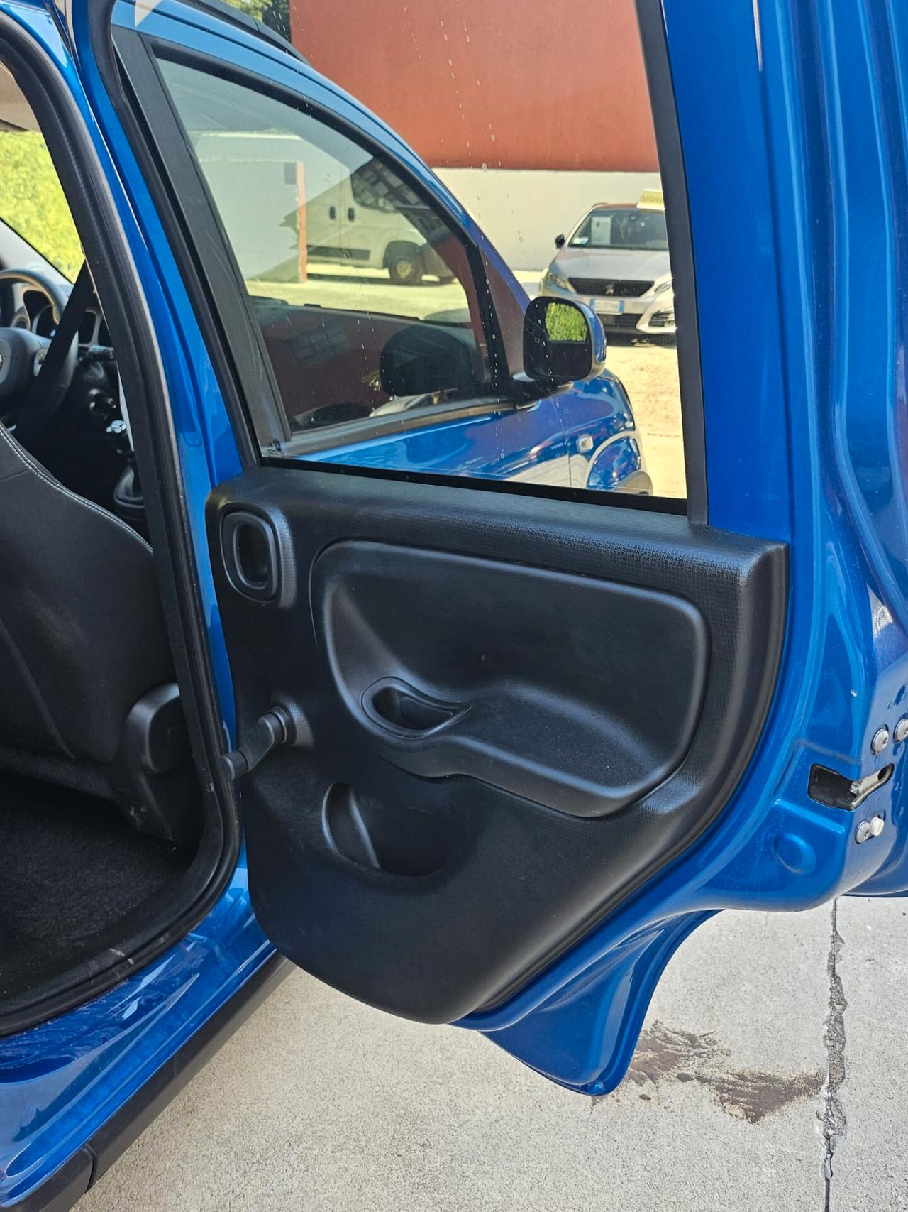 Fiat Panda Cross 1.0 FireFly S&S Hybrid