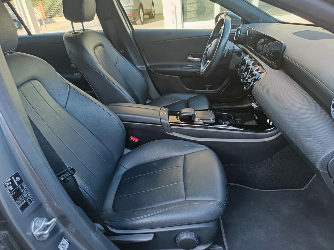 Mercedes-benz A 200 d Automatic Premium