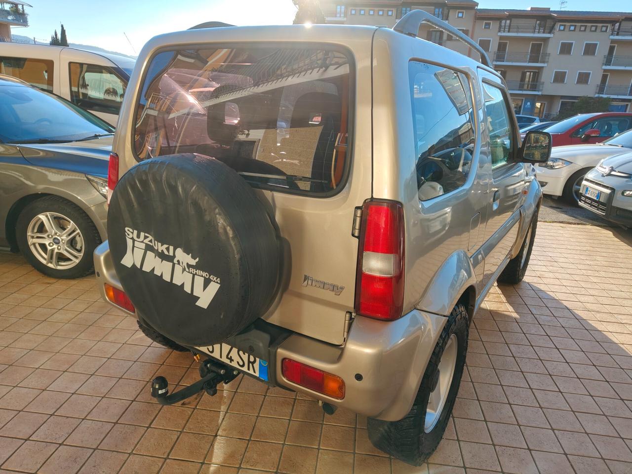 Suzuki Jimny 1.5 DDiS cat 4WD