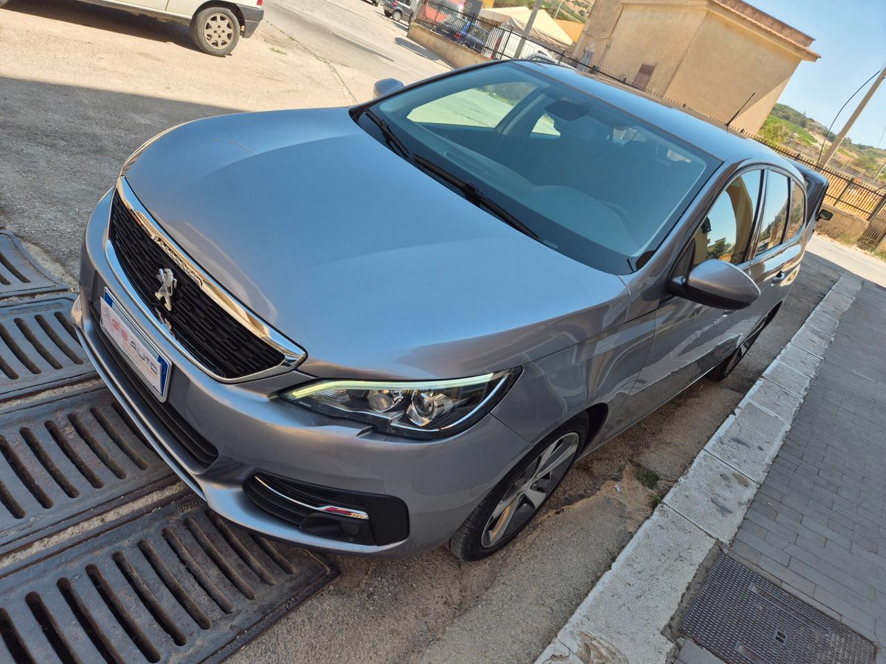 PEUGEOT 308 ANNO 2018 1.5 HDI 130 CV LED NAVIGATORE KM CERT