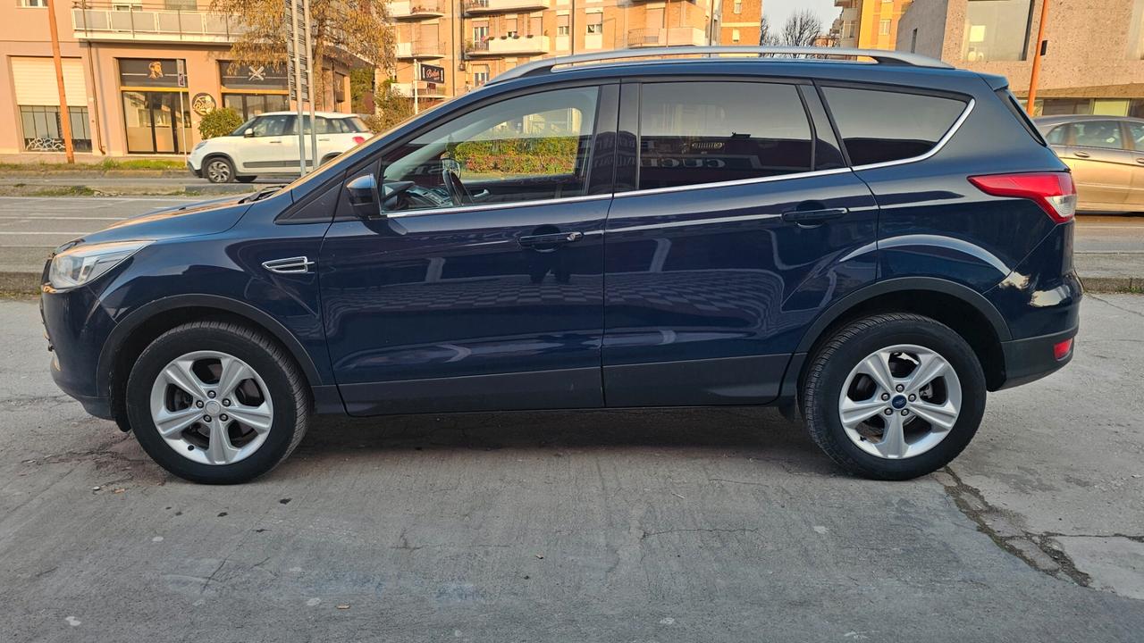 Ford Kuga 2.0 TDCI 115 CV 2WD Titanium