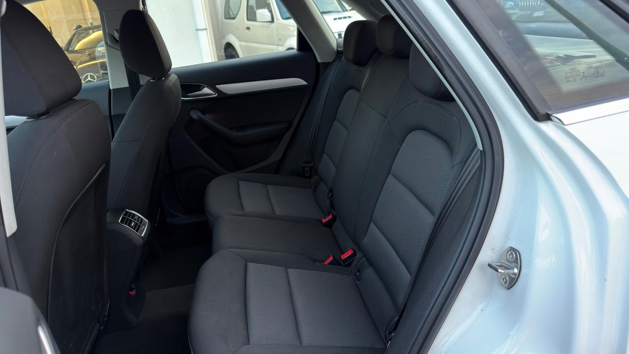 Audi Q3 2.0 TDI 150 CV quattro S tronic Sport