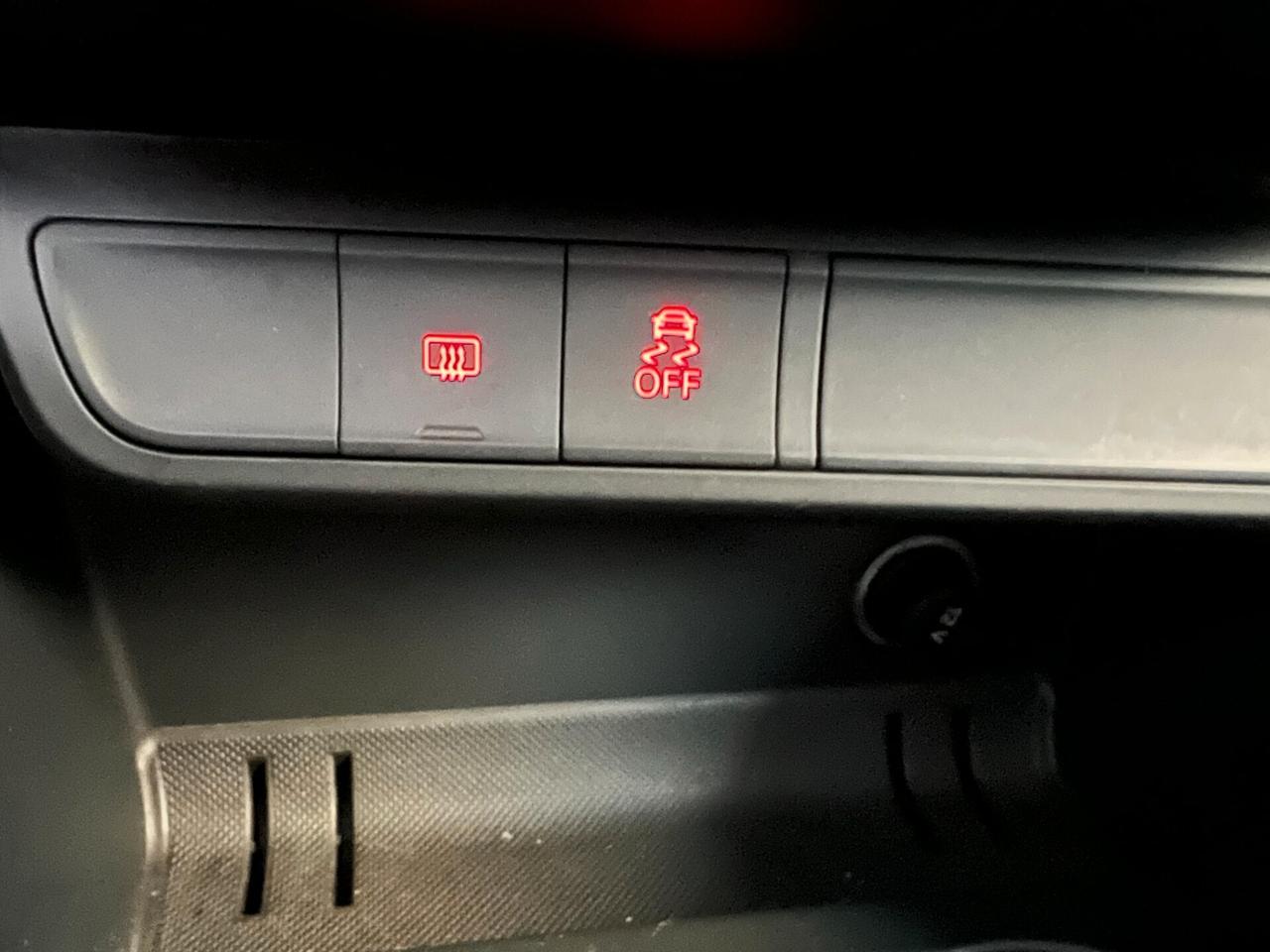 Audi A1 1.6 TDI Ambition 90 CV OK NEOPATENTATI