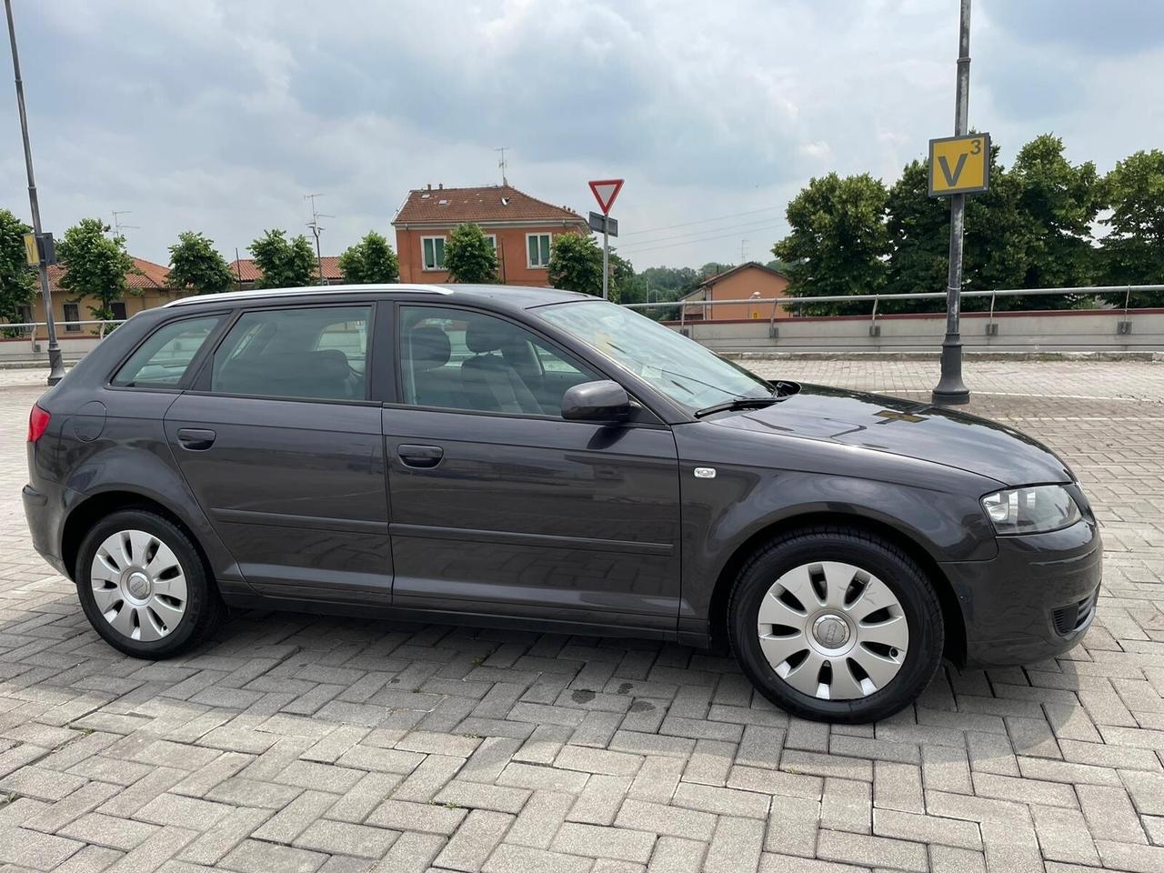 Audi A3 SPB 1.9 TDI F.AP. Ambiente UNI.PRO