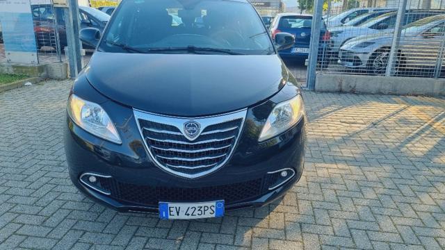 LANCIA Ypsilon 1.2 69 CV 5 porte Silver