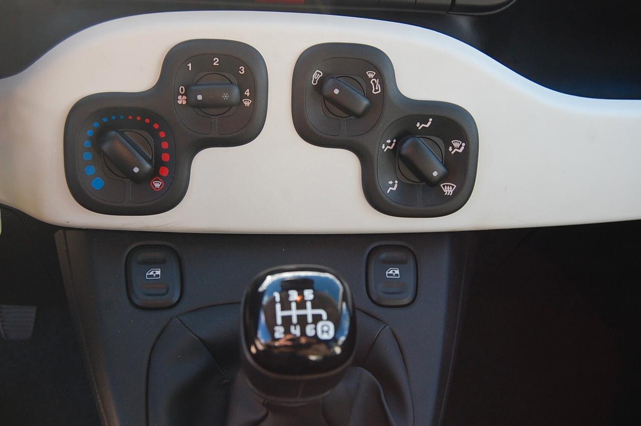 Fiat Panda Cross 1.0 FireFly S&S Hybrid