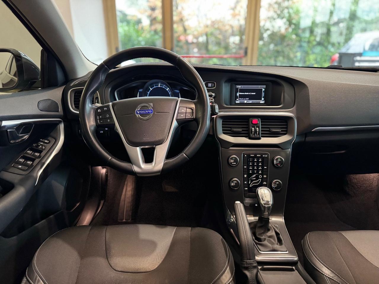 Volvo V40 D3 Geartronic Summum