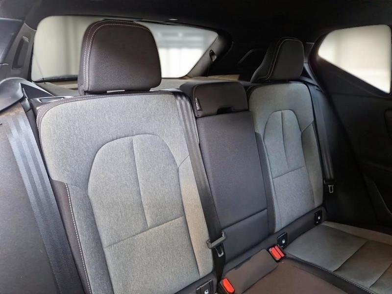 VOLVO XC40 T5 RECHARGE PLUG-IN AUTO PLUS BRIGHT SUV