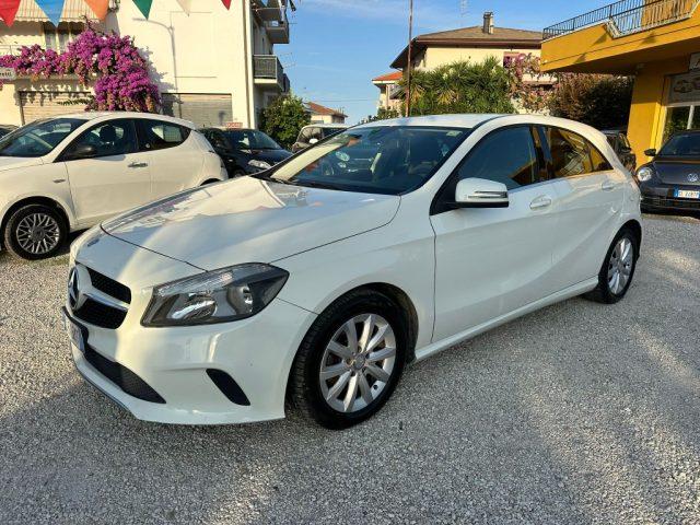 MERCEDES-BENZ A 160 d Executive
