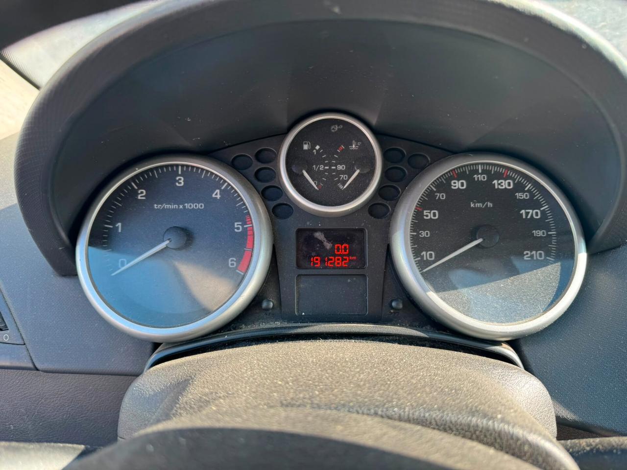 Peugeot 207 1.4 HDi 70CV 3p. XAD Van