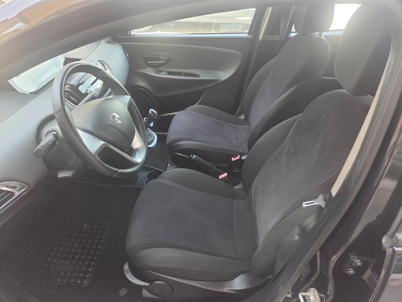 LANCIA YPSILON 1.2 BENZINA 70 CV SOLI KM 56000 CERTIF