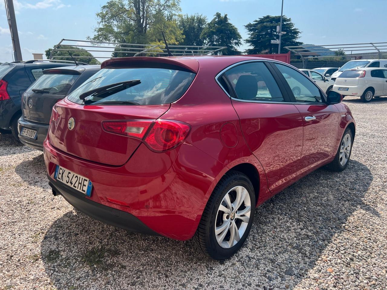 Alfa Romeo Giulietta 1.6 JTDm-2 105 CV Distinctive