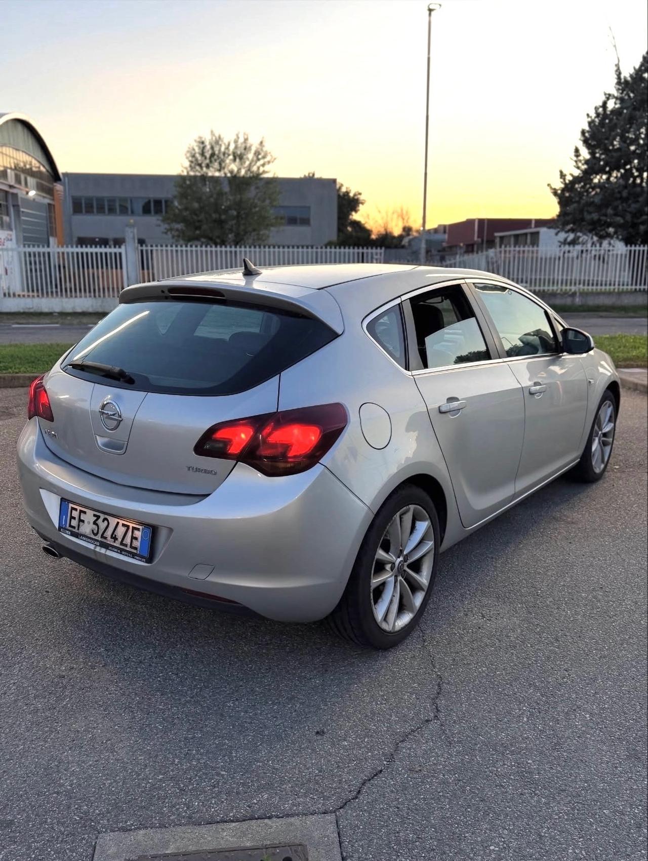 Opel Astra 1.4 Turbo 140CV Sports Tourer aut. Cosmo