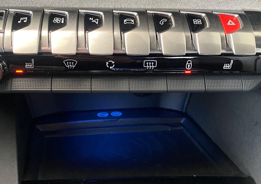 Peugeot 3008 1.6 hybrid4 phev GT 300cv e-eat8