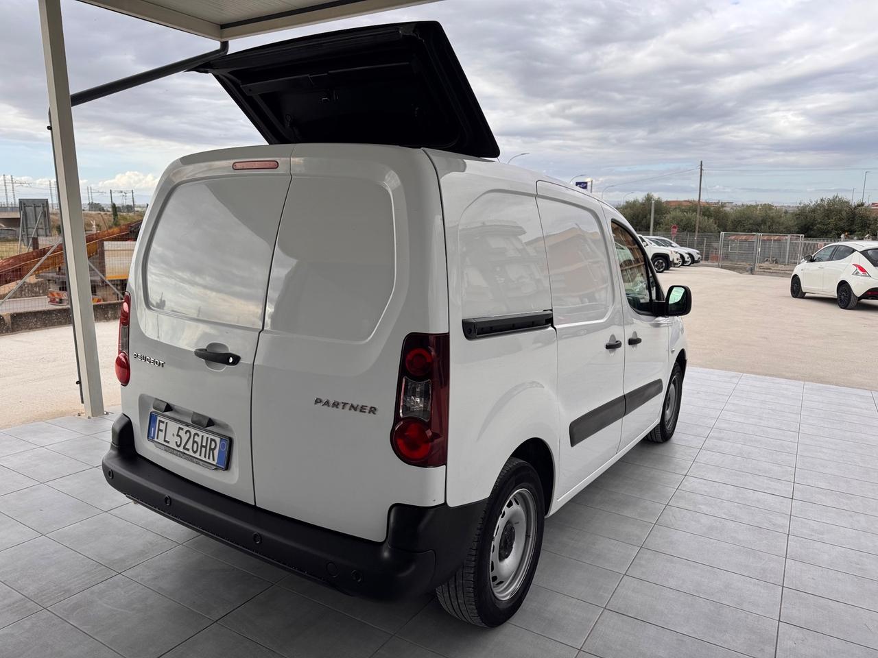 Peugeot Partner BlueHDi 100 Active
