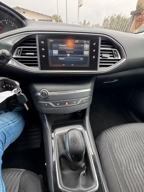 Peugeot 308 BlueHDi 100 S&S SW Active