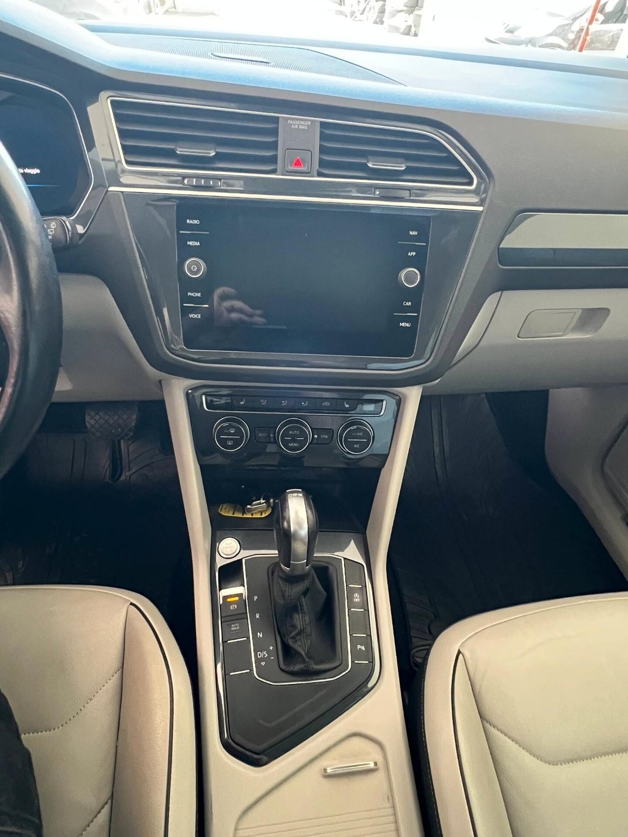 Volkswagen Tiguan 2.0 TDI SCR DSG Business BlueMotion Technology