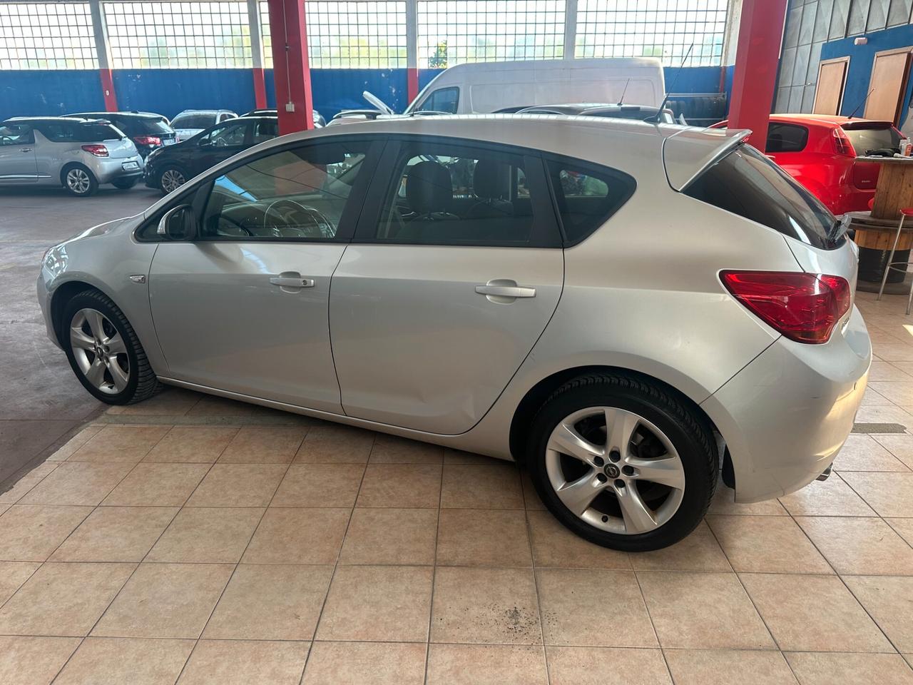 Opel Astra 1.4 Turbo 140CV 5 porte Cosmo