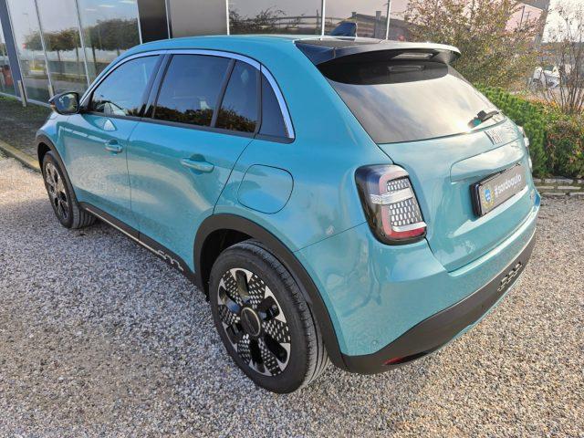 FIAT 600 Hybrid 100 CV DCT MHEV La Prima