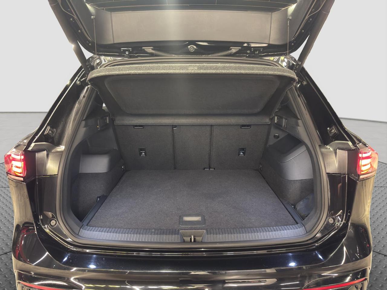 Volkswagen Tiguan 2.0 tdi 193cv dsg R-Line Plus 4motion 2024