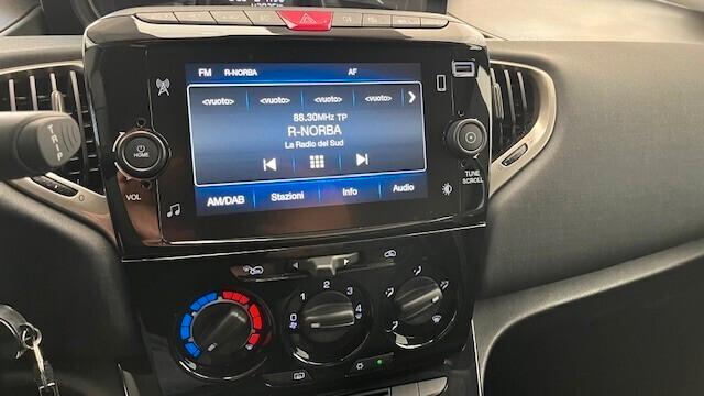 Lancia Ypsilon 1.0 FireFly 5 porte S&S Hybrid Ecochic Gold