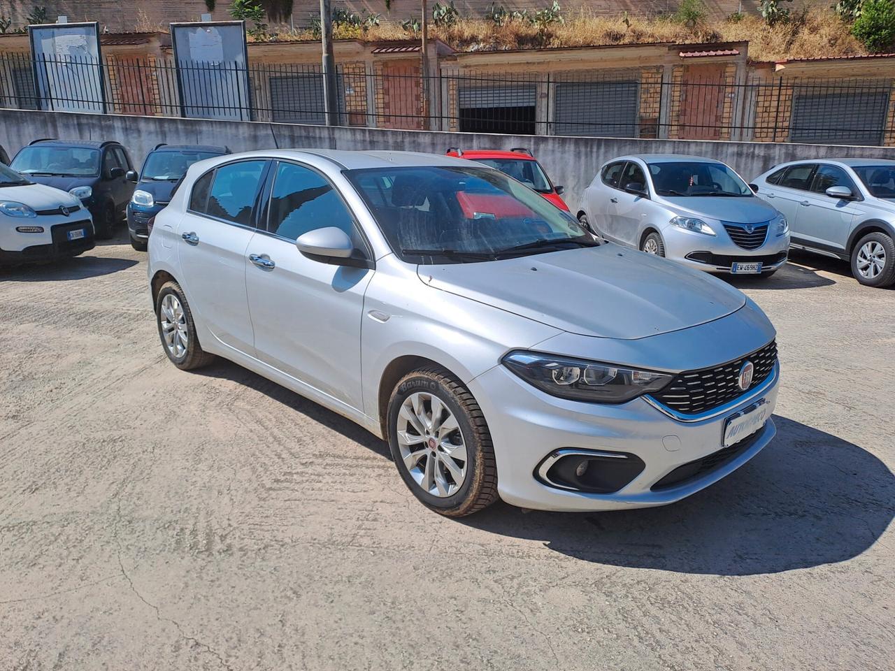 Fiat Tipo 1.6 Mjt S&S 5 porte Lounge