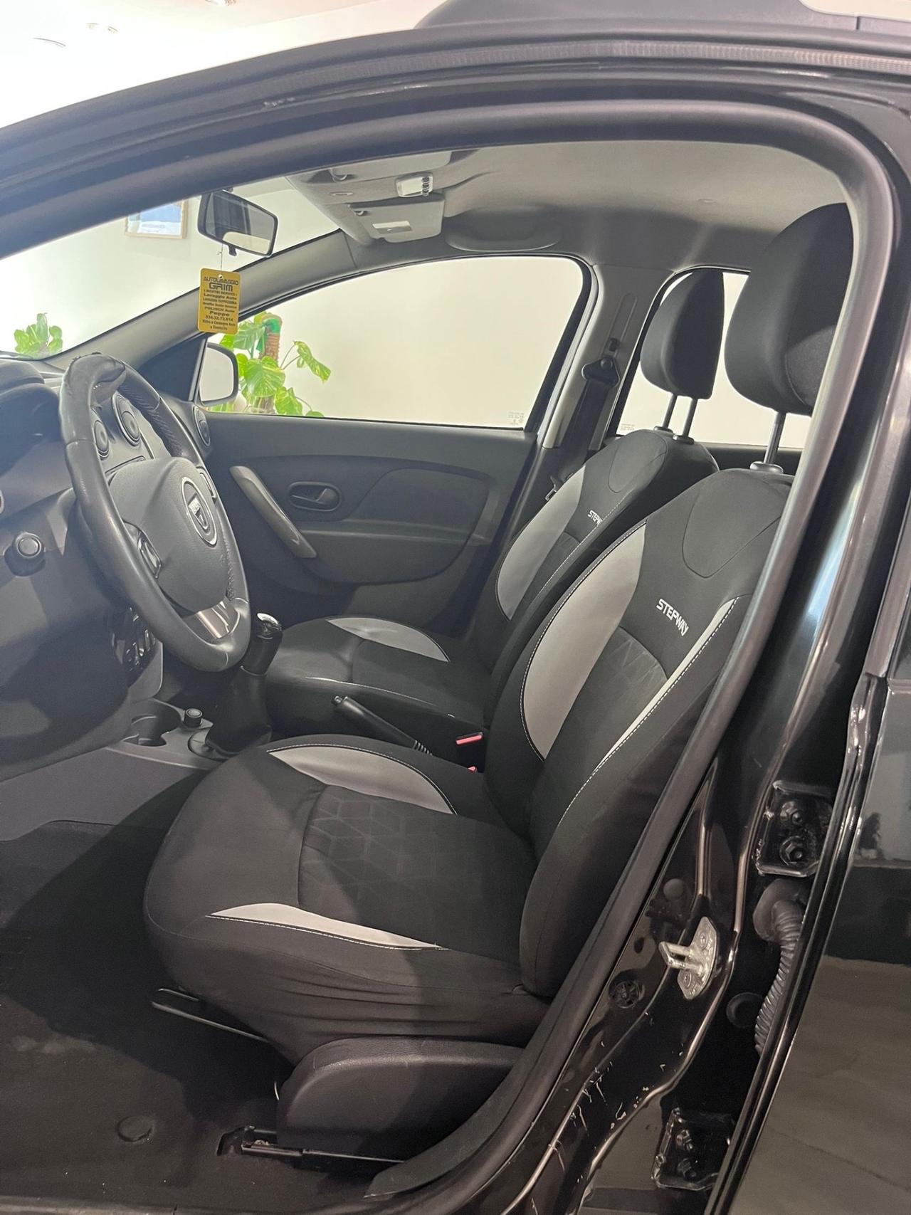 Dacia Sandero Stepway 900 TCe 12V 90CV Prestige