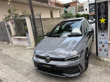 New Volkswagen Golf 8.5 GTI 2.0 TSI 265 CV